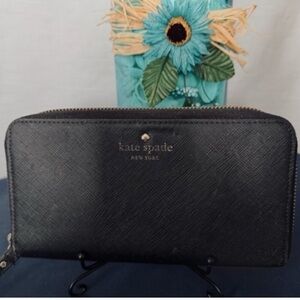 Kate Spade NY Black Long Zip Wallet (K 5)